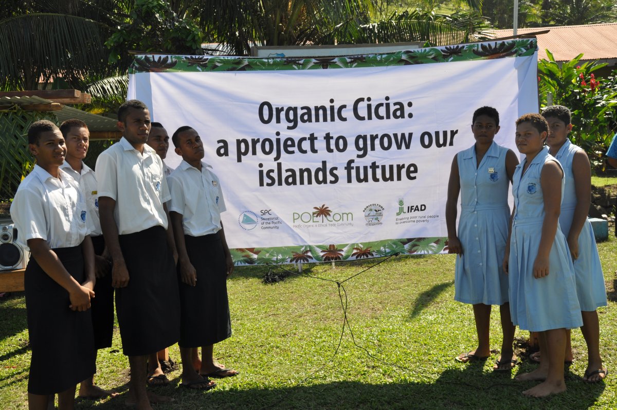 Students of Ccia High School – celebrating the launch of the IFAD funded Evaluation of Alternative Organic Certification Project