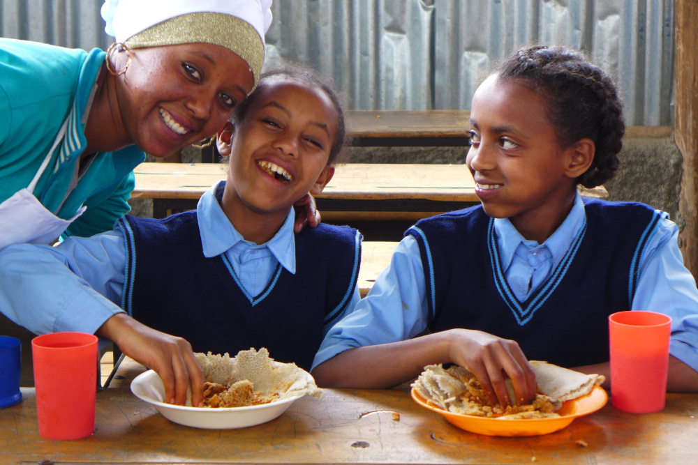 Beneficiary students of the Smiling Children School Feeding Program in Ethiopia, 2017